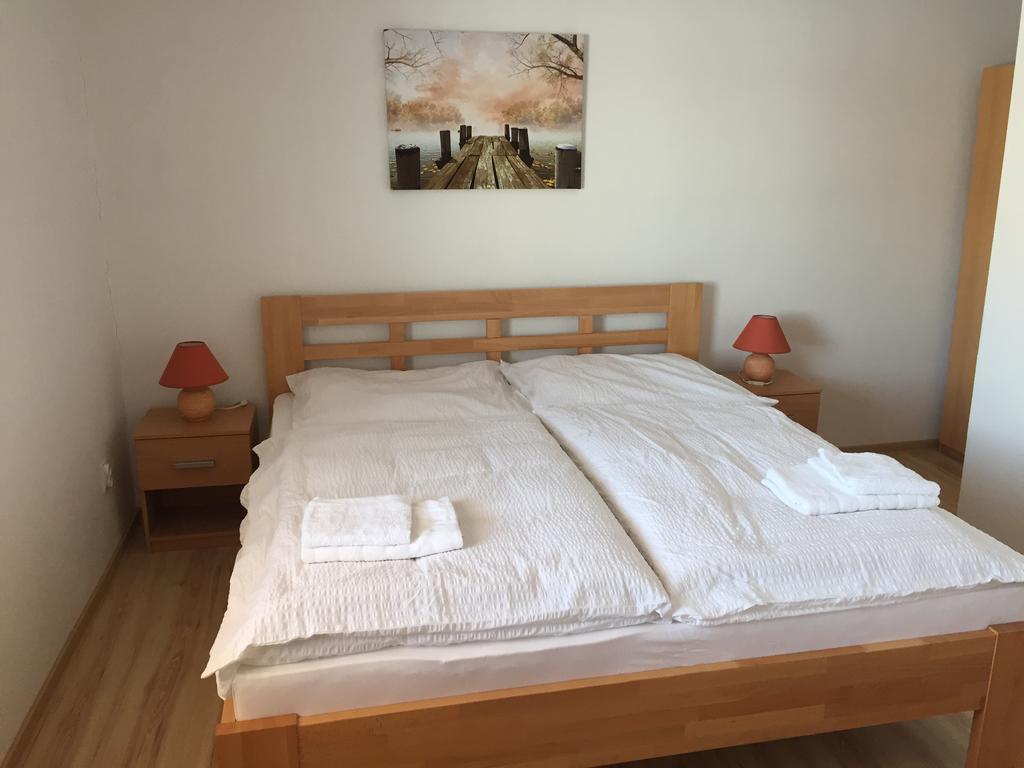 Ubytovanie Joli Jovice Zewnętrze zdjęcie